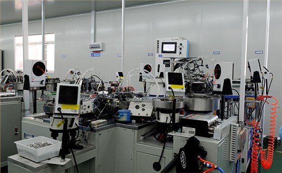 港源電子開關生產(chǎn)設備