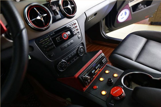 汽車音響開關(guān)