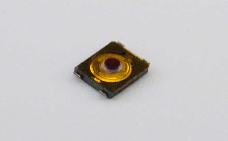 輕觸開(kāi)關(guān)